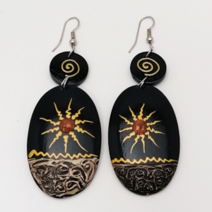 Cercei din lemn natural, ușori și eleganți pentru femei