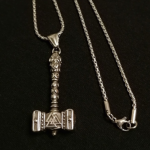 colier din otel viking